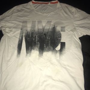 Men’s Guess shirt. Size Large